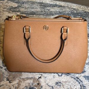 Tory Burch Robinson Mini EW Tote